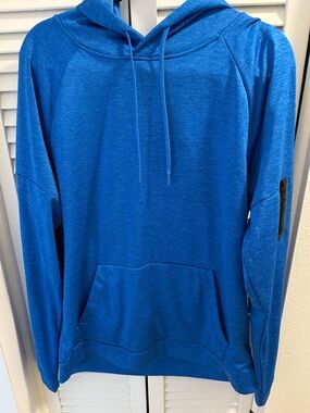 NWT Layer 8 Men's Blue Hooded Pullover Sweatshirt